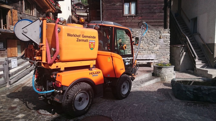 Blumengießauto