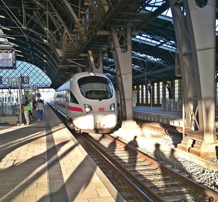ICE-T im Bahnhof Dresden-Neustadt