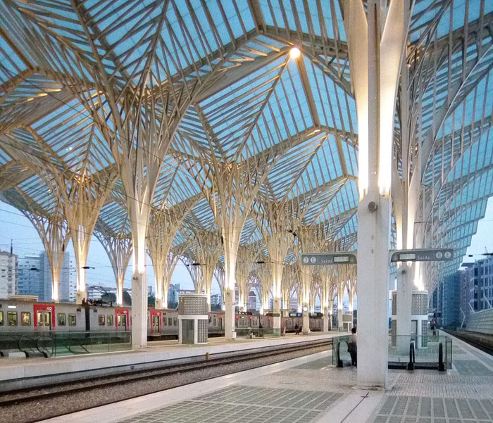 Lisboa-Oriente am Morgen